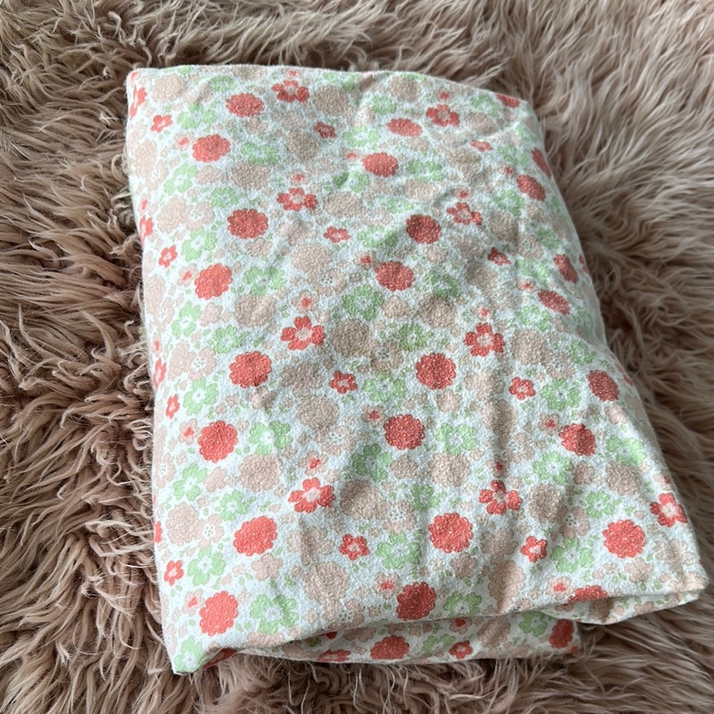 Floral Crib Sheet